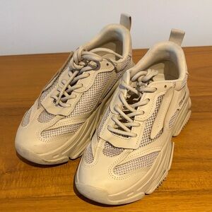 Steve Madden Cream Chunky Sneakers